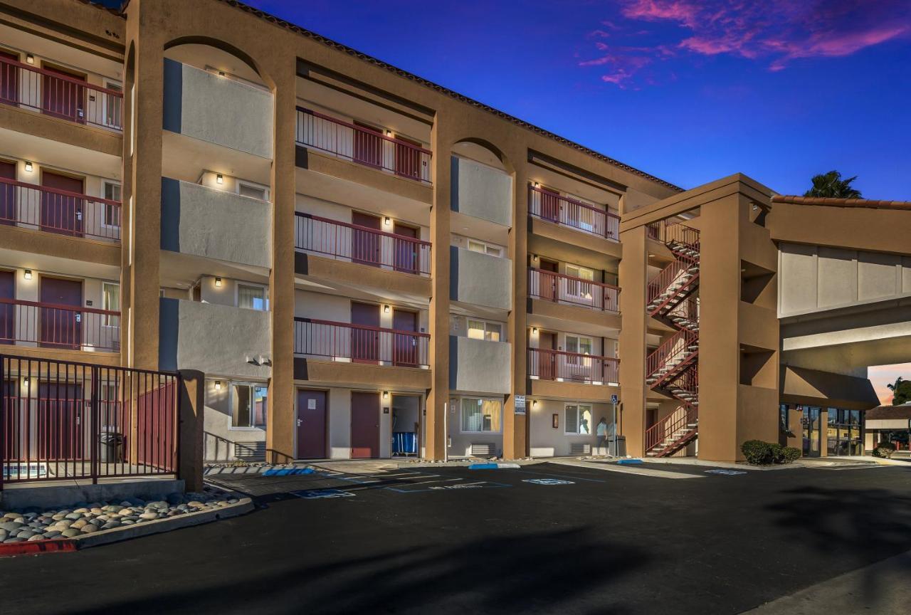 Days Inn By Wyndham Chula Vista-San Diego Exterior foto
