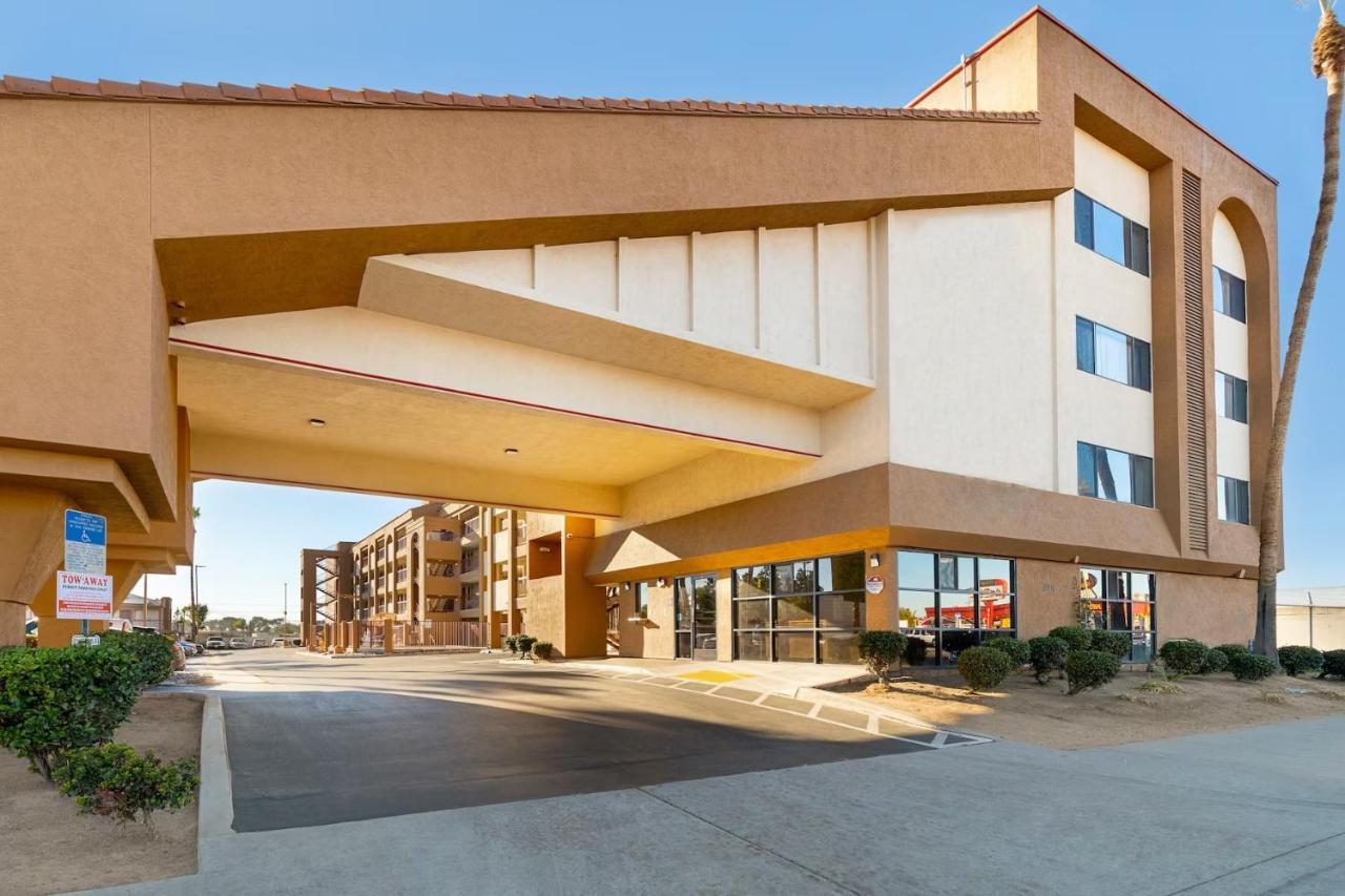 Days Inn By Wyndham Chula Vista-San Diego Exterior foto