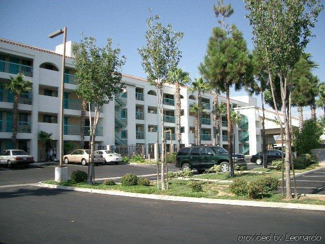 Days Inn By Wyndham Chula Vista-San Diego Exterior foto
