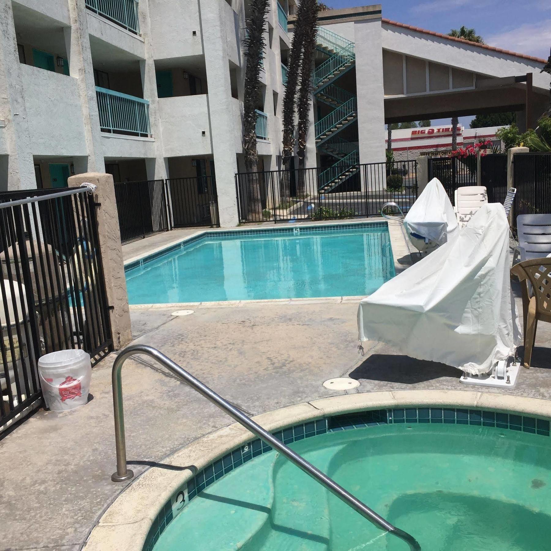 Days Inn By Wyndham Chula Vista-San Diego Exterior foto